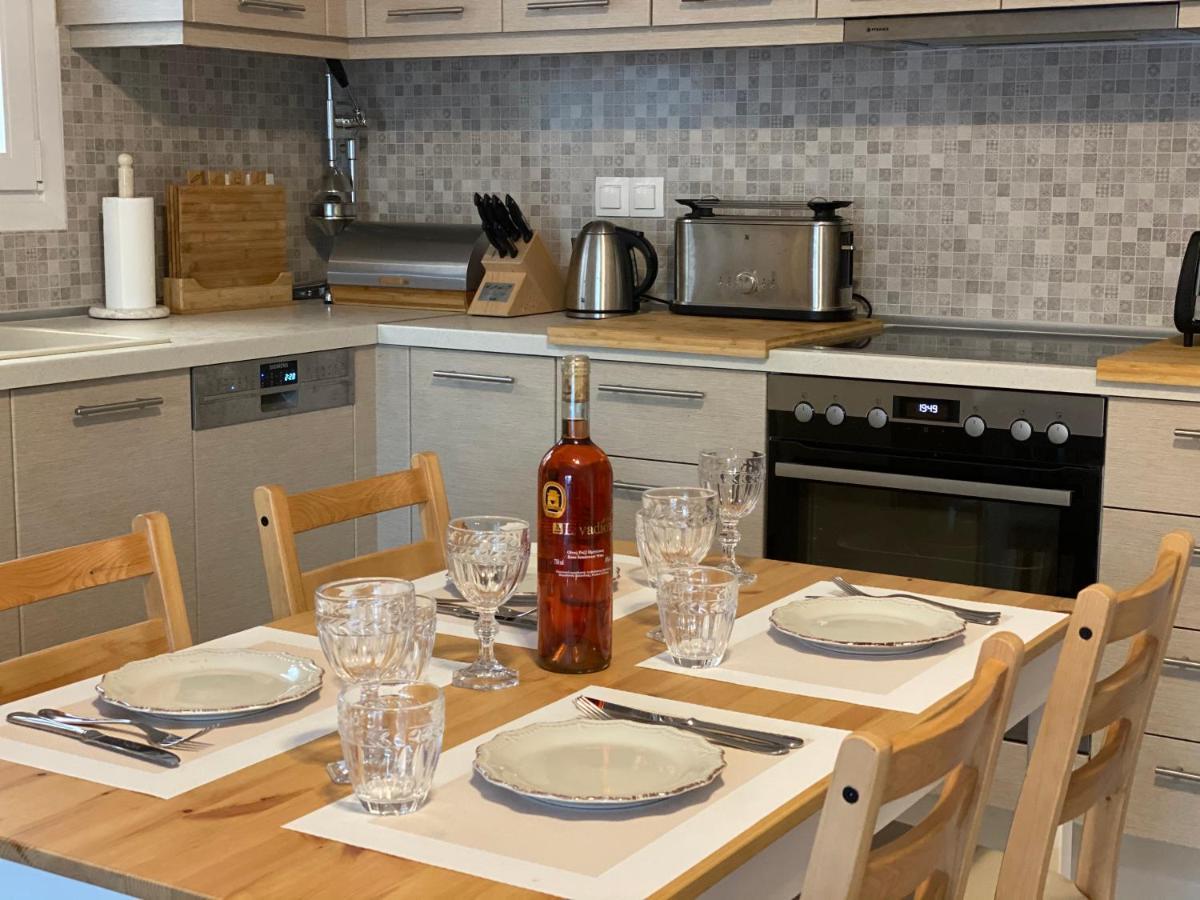Villa Nikoleti Luxury Living Nikiti  Exteriör bild